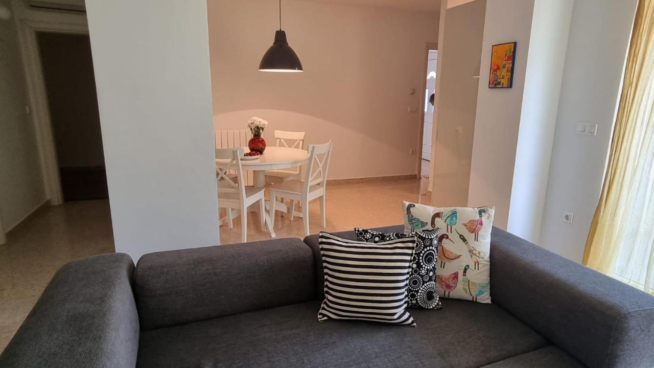 Casa Emma With Pool Apartment Porec Ngoại thất bức ảnh