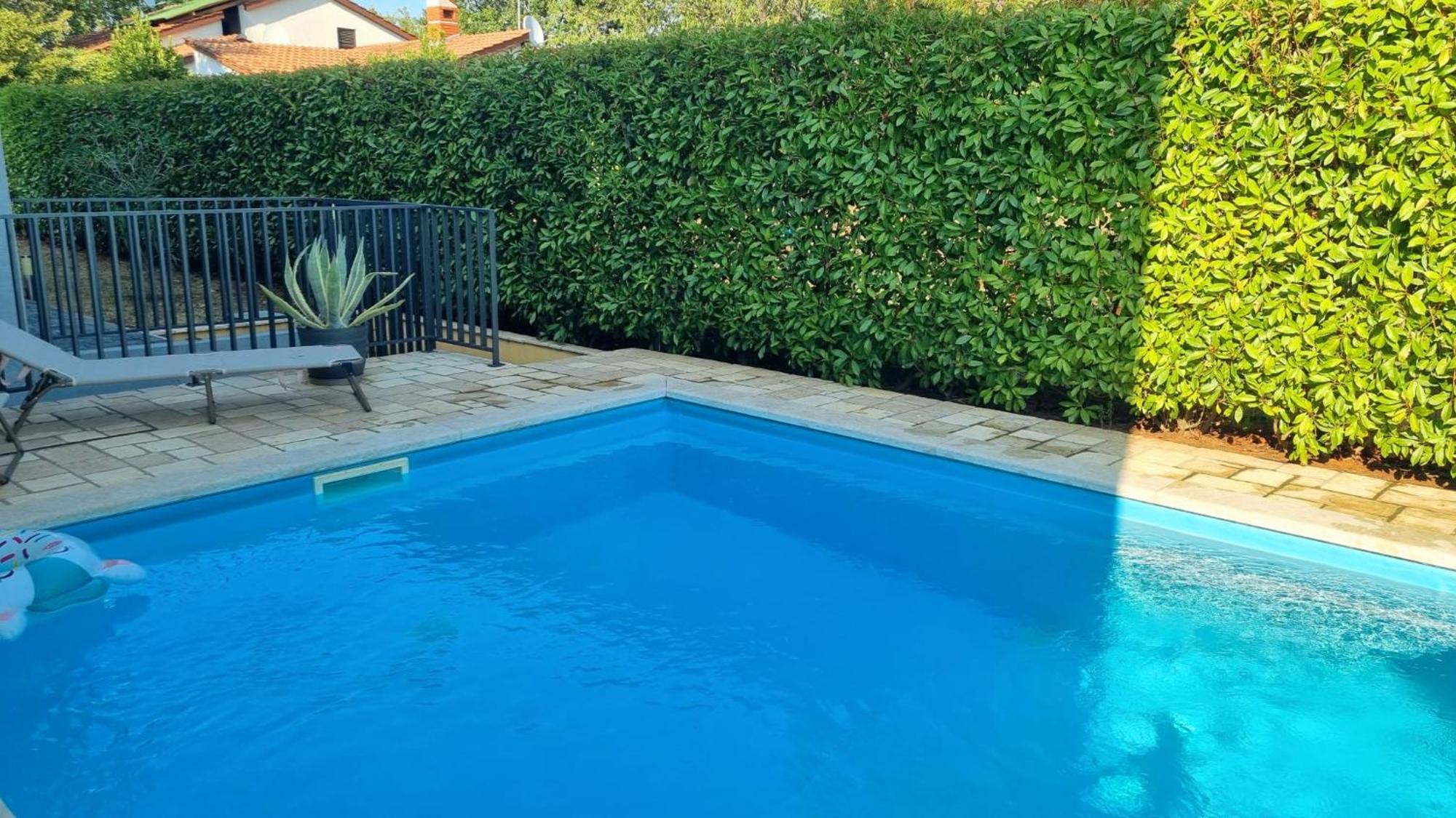 Casa Emma With Pool Apartment Porec Ngoại thất bức ảnh